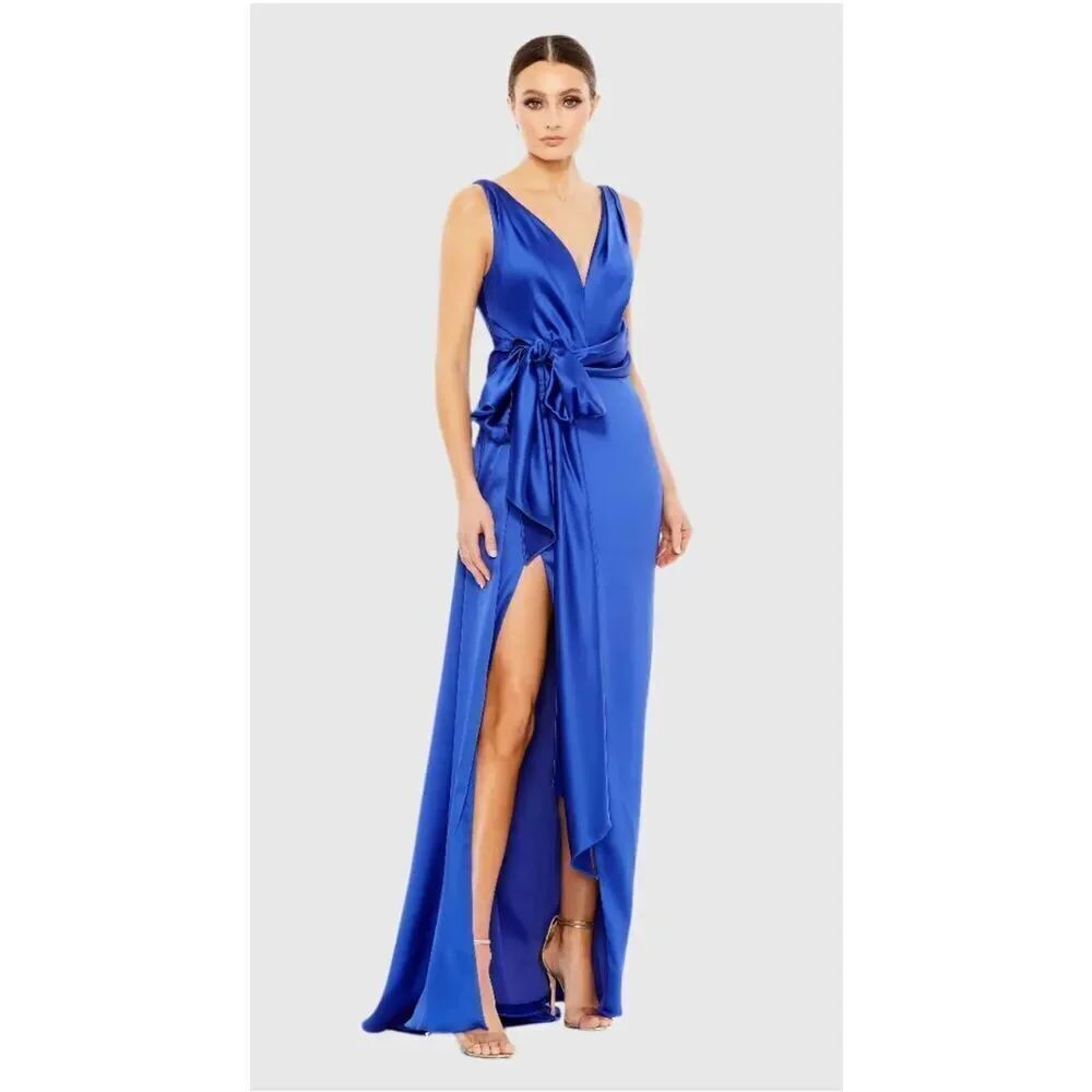 Mac Duggal NWT size 8 draped royal blue gown with train style 12525